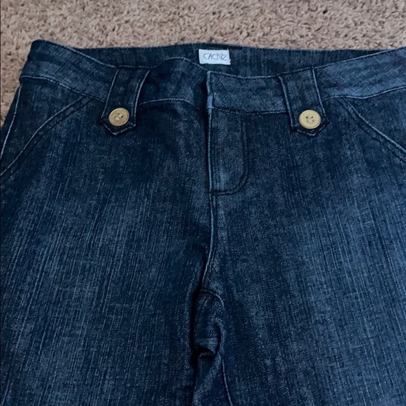 Cache jeans - Picture 2 of 3